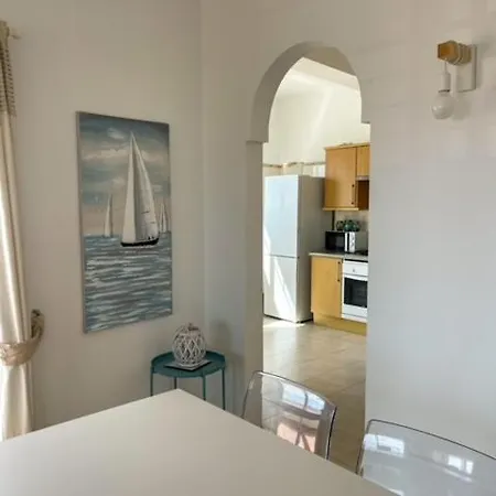 Linha D Agua - Ap Apartman Salema